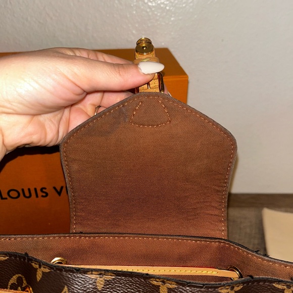 Louis Vuitton Tan and Brown Backpack with Iconic Design - Picture 12 of 14